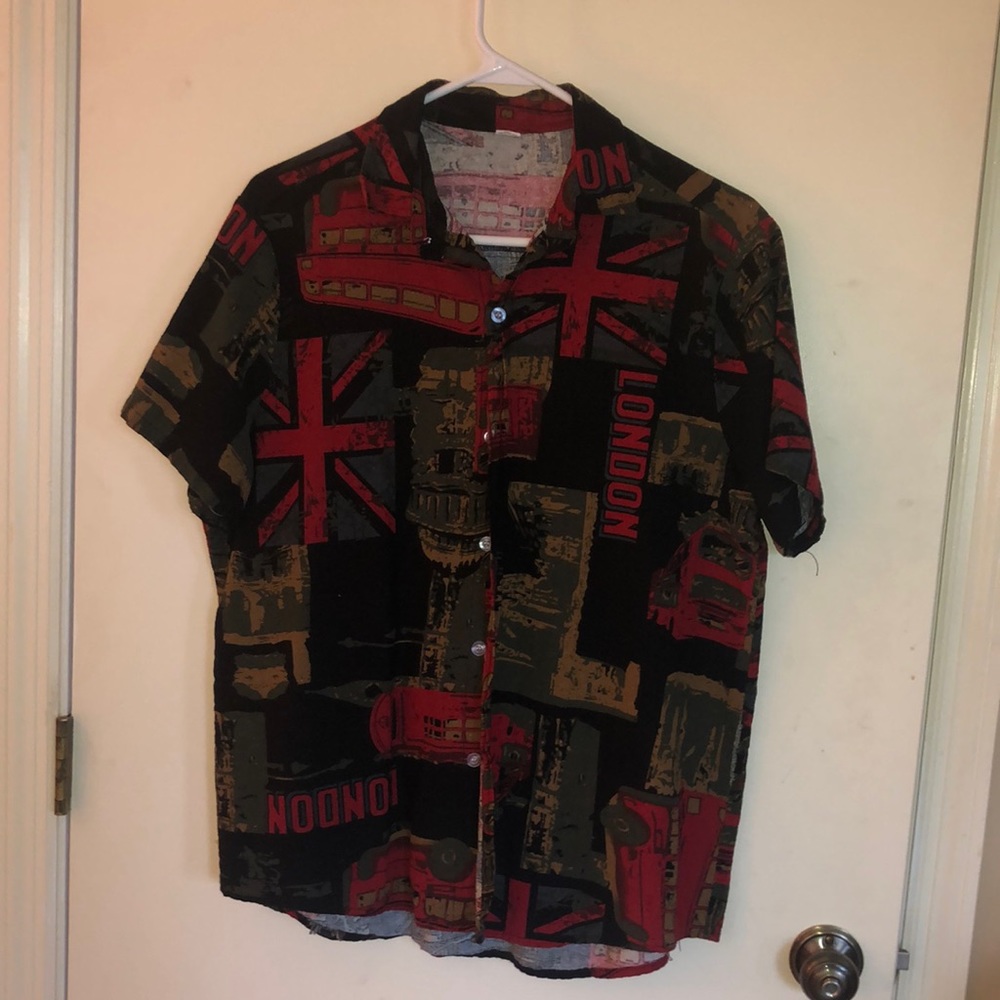 No name button up London button up shirt